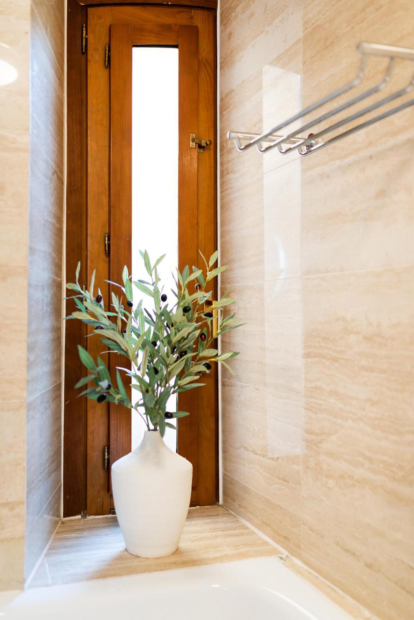 Moderno Apartamento En Granada Centro Ngoại thất bức ảnh