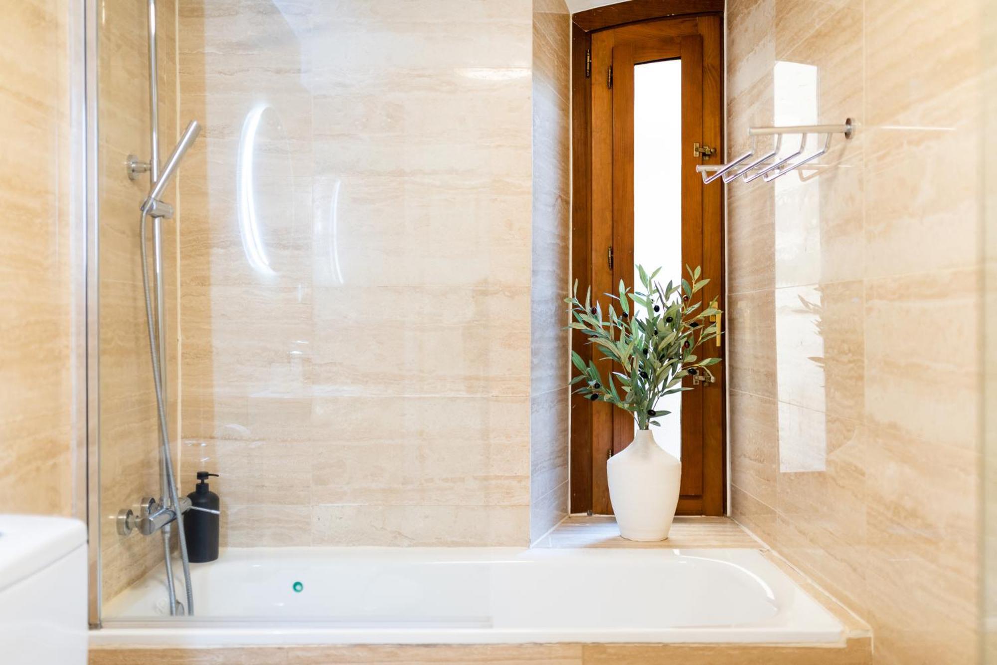 Moderno Apartamento En Granada Centro Ngoại thất bức ảnh