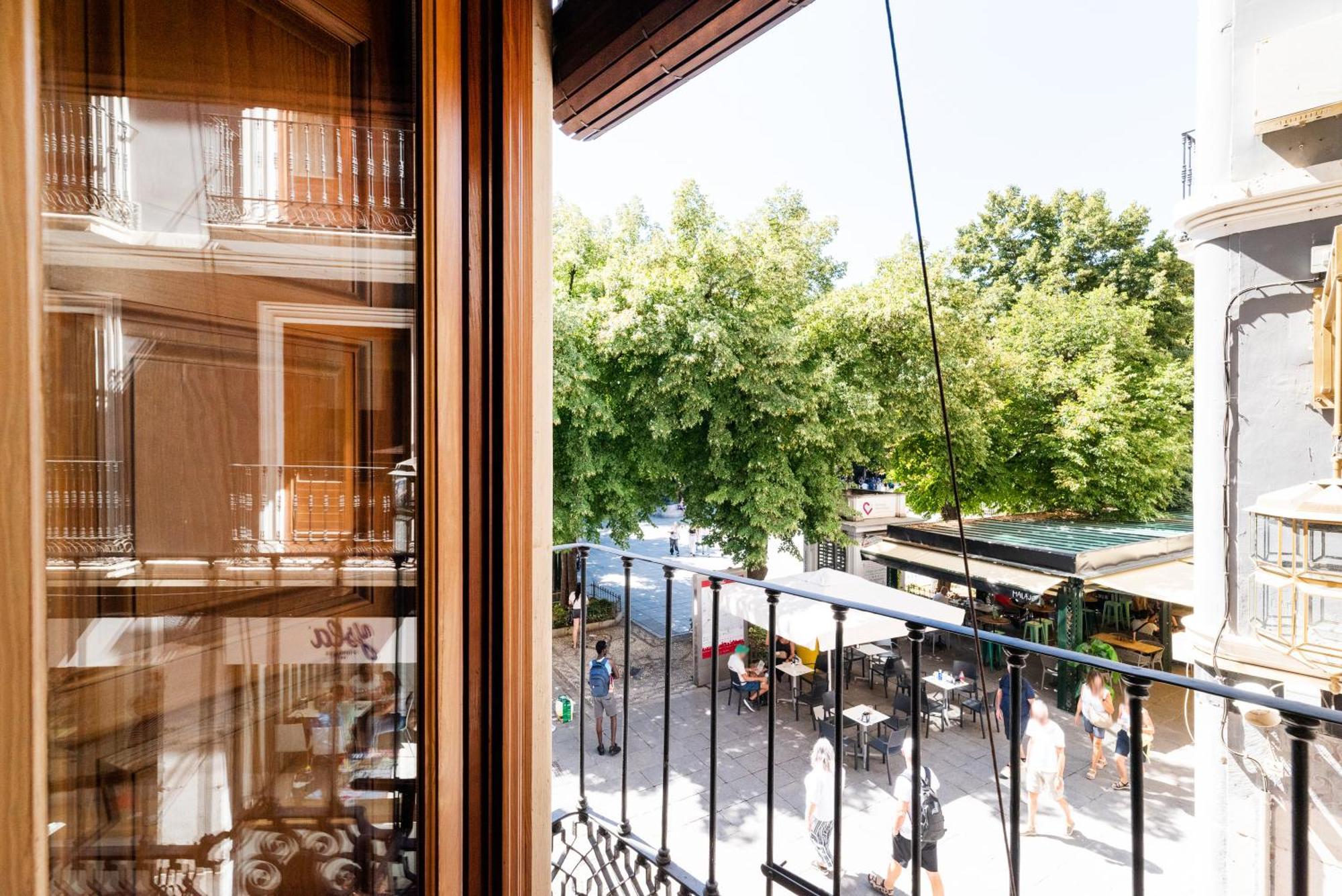 Moderno Apartamento En Granada Centro Ngoại thất bức ảnh